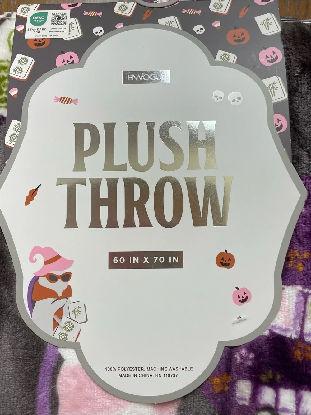 Envogue Plush Throw Halloween Ghosts Playing Mahjong